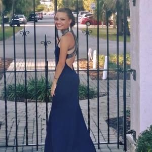 Meet your Posher, Nina